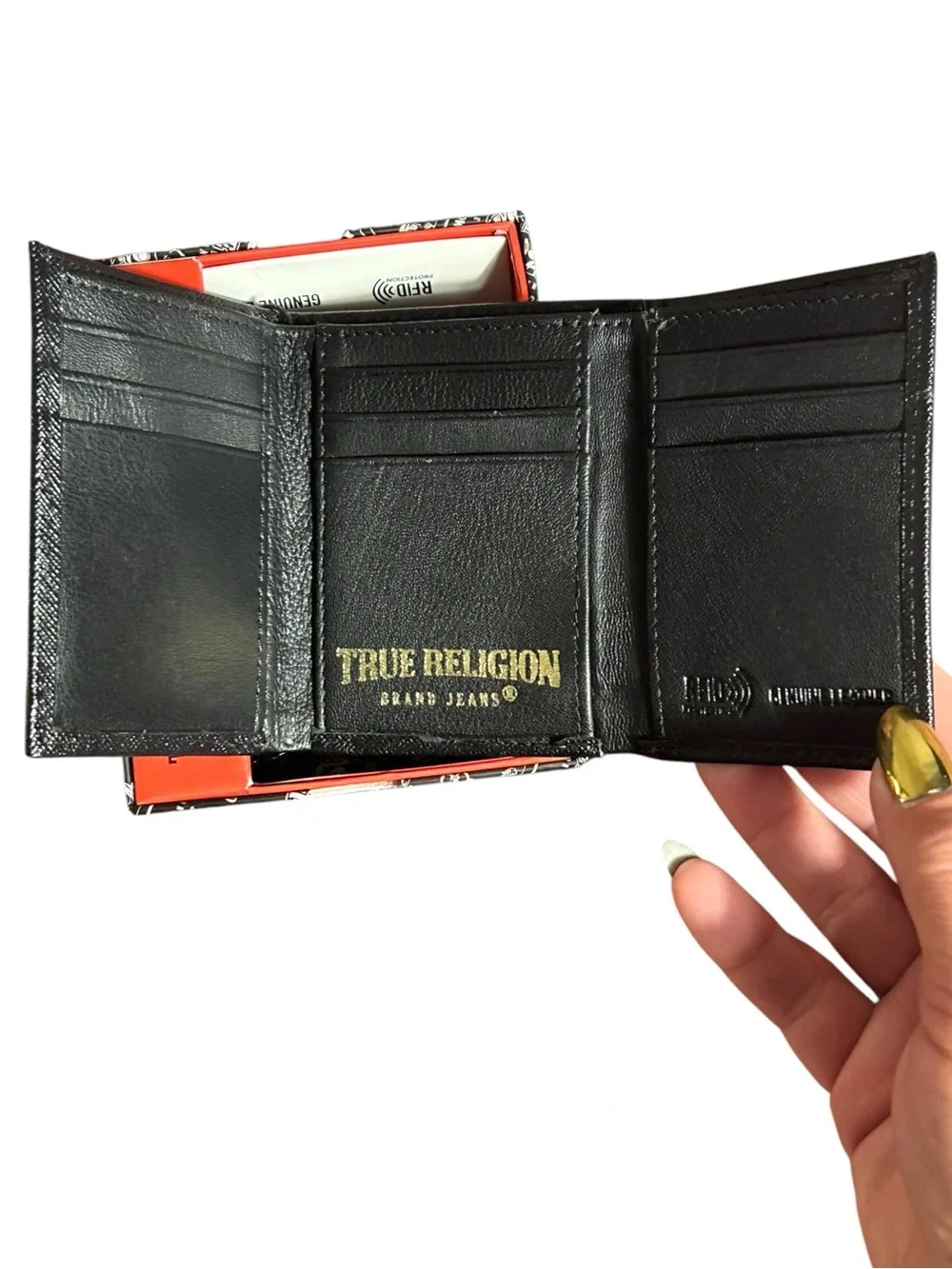 NWT True Religion Brand Jeans Men's Genuine Leather Wallet Black
